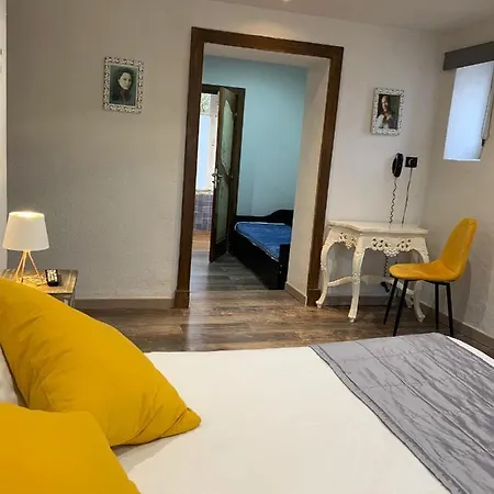 Le 360 Bed and Breakfast 3*