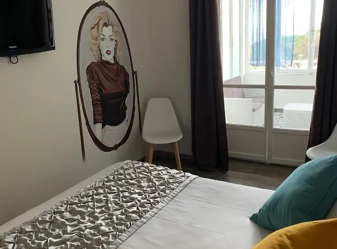 Le 360 Frühstückspension 3*